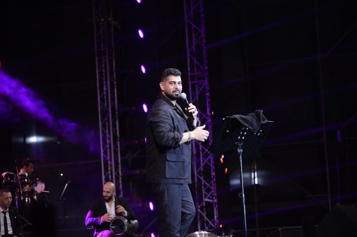آدم في مهرجان أعياد بيروت